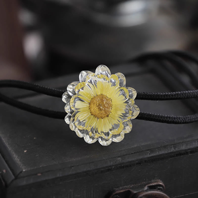 Handmade Dried Flower Daisy Women's Bolo Tie
