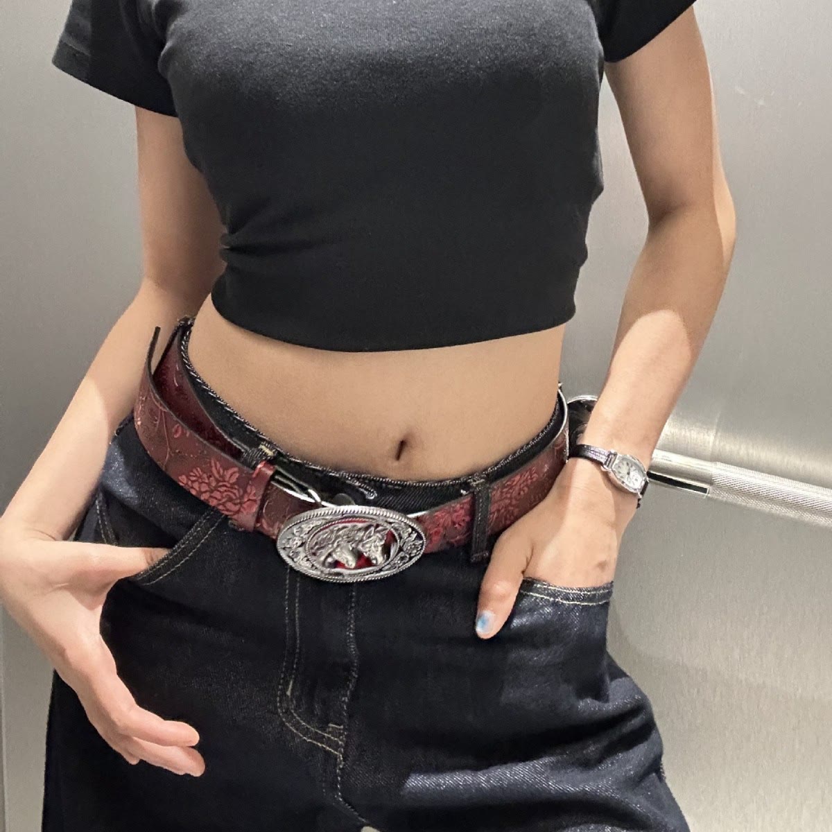 Women's Black And Red Double Horsehead Buckle Floral Belt