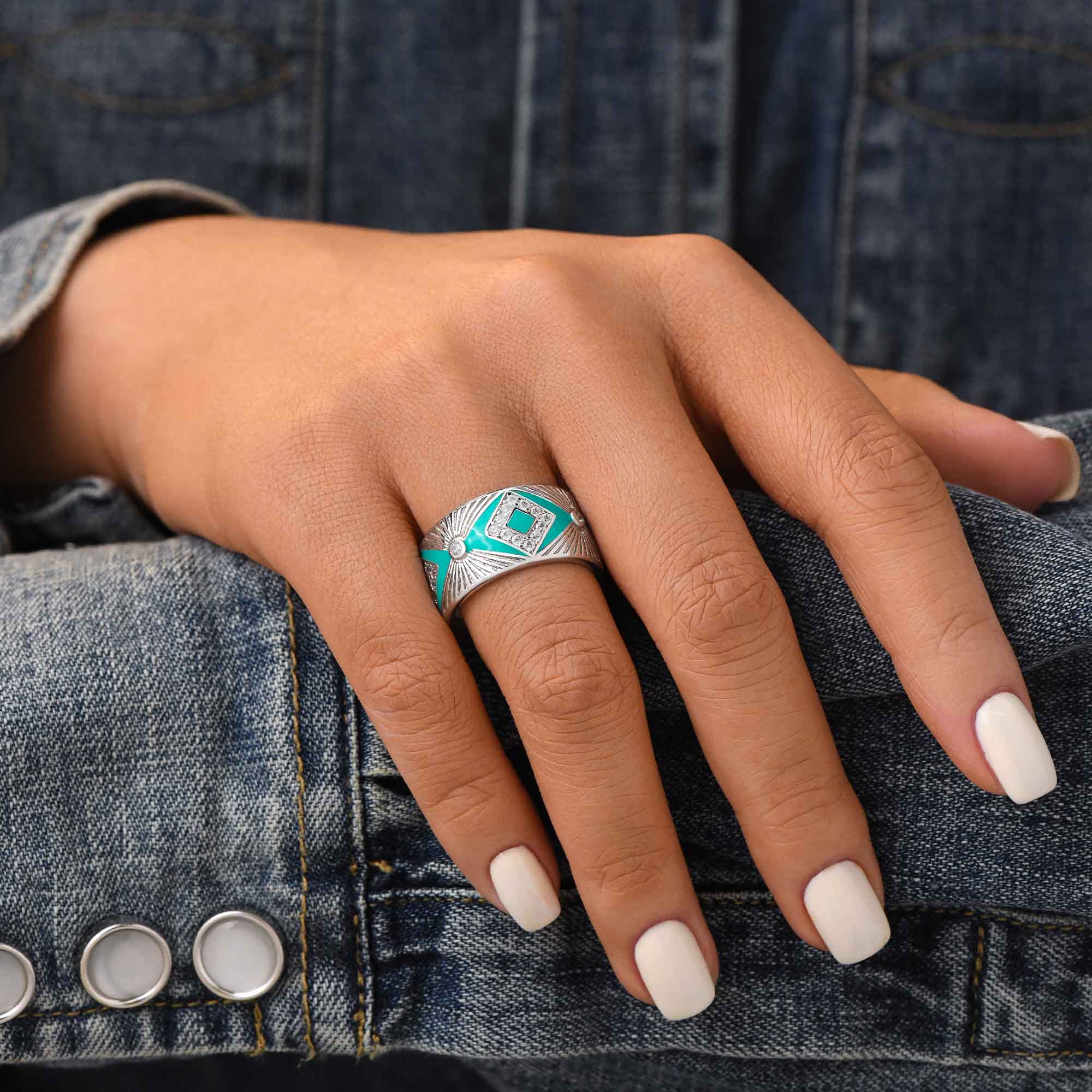 Cowgirl Legend Ring - Moissanite
