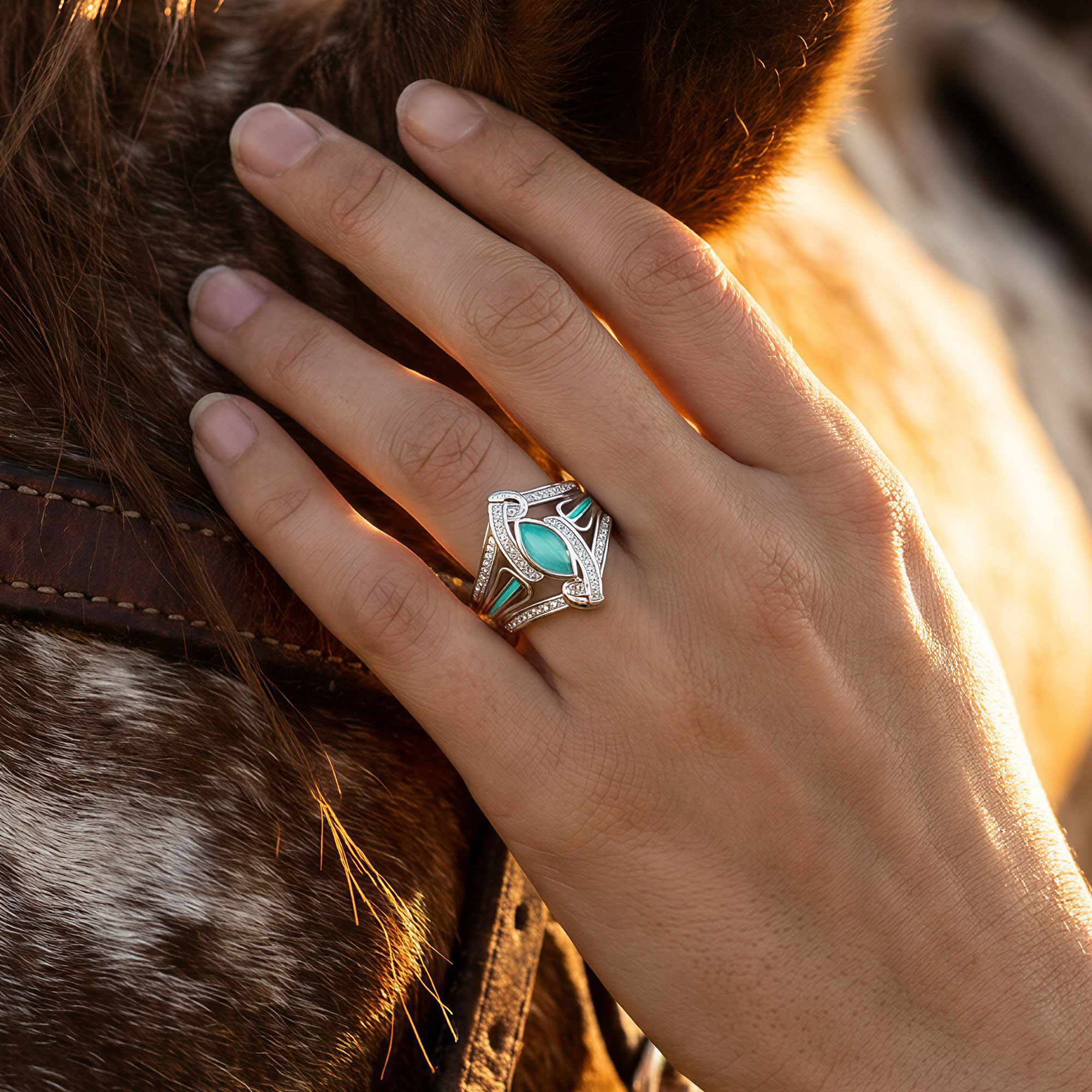 Cyclone Boomerang Ring - Aquamarine