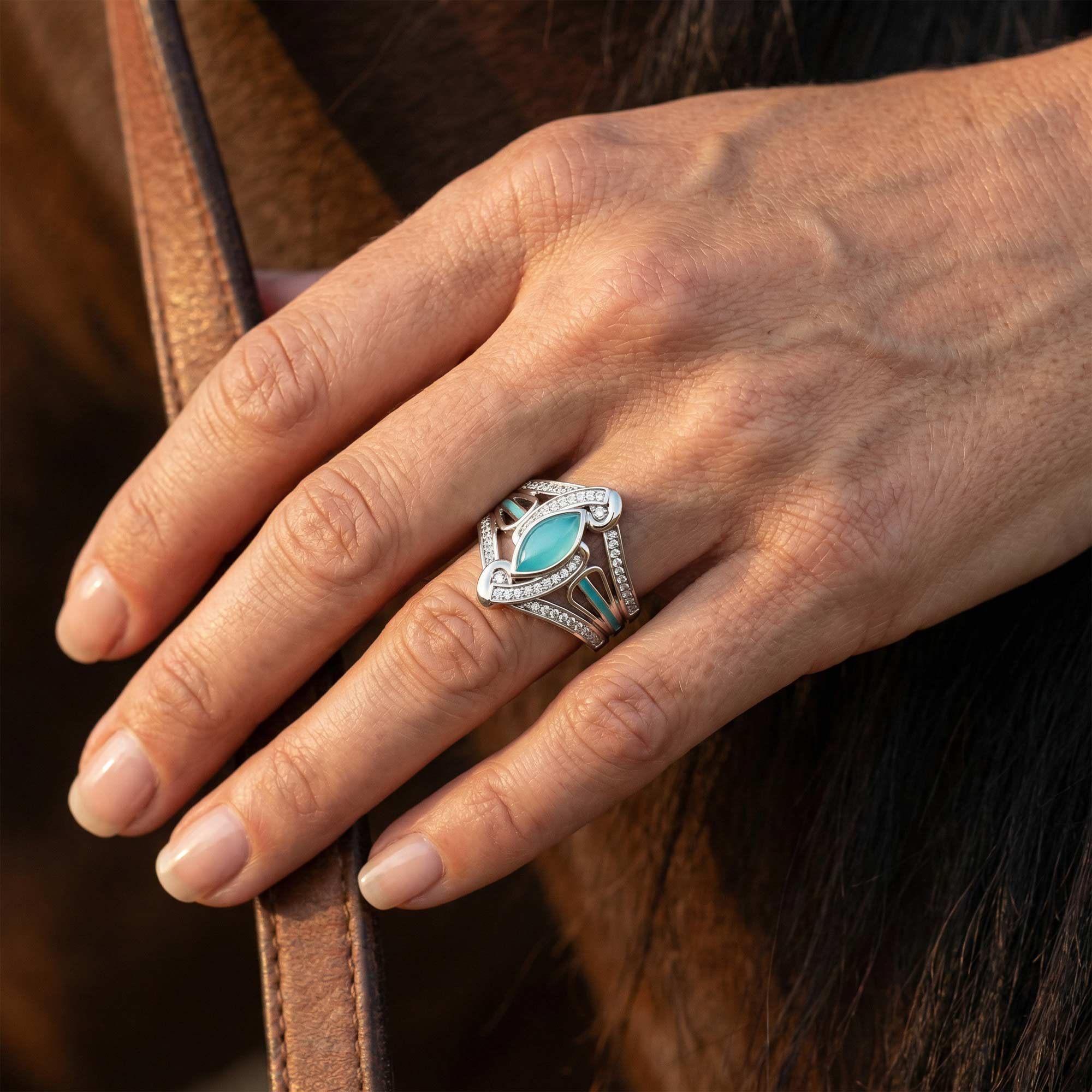 Cyclone Boomerang Ring - Aquamarine