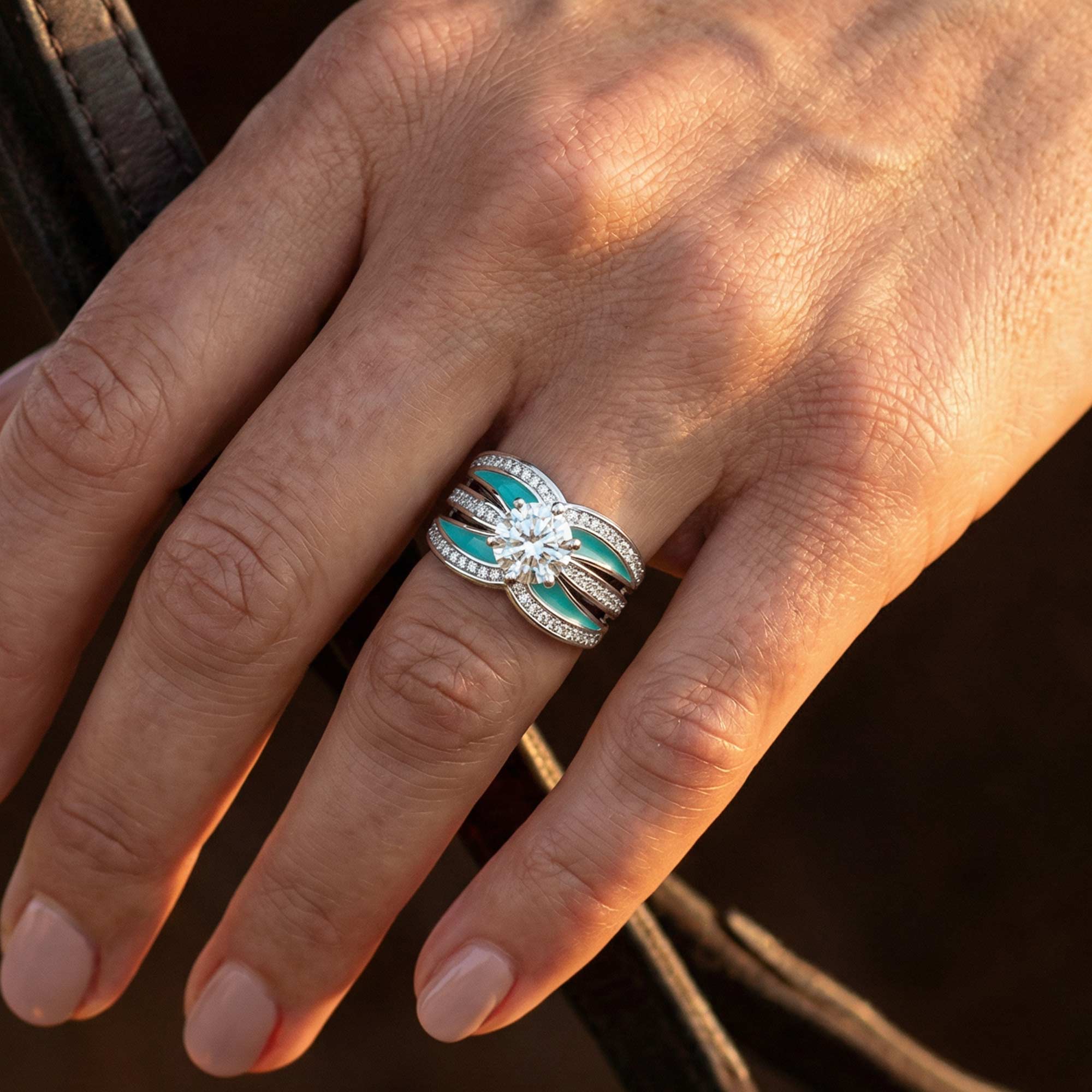 Intersect Radiance Ring - Moissanite