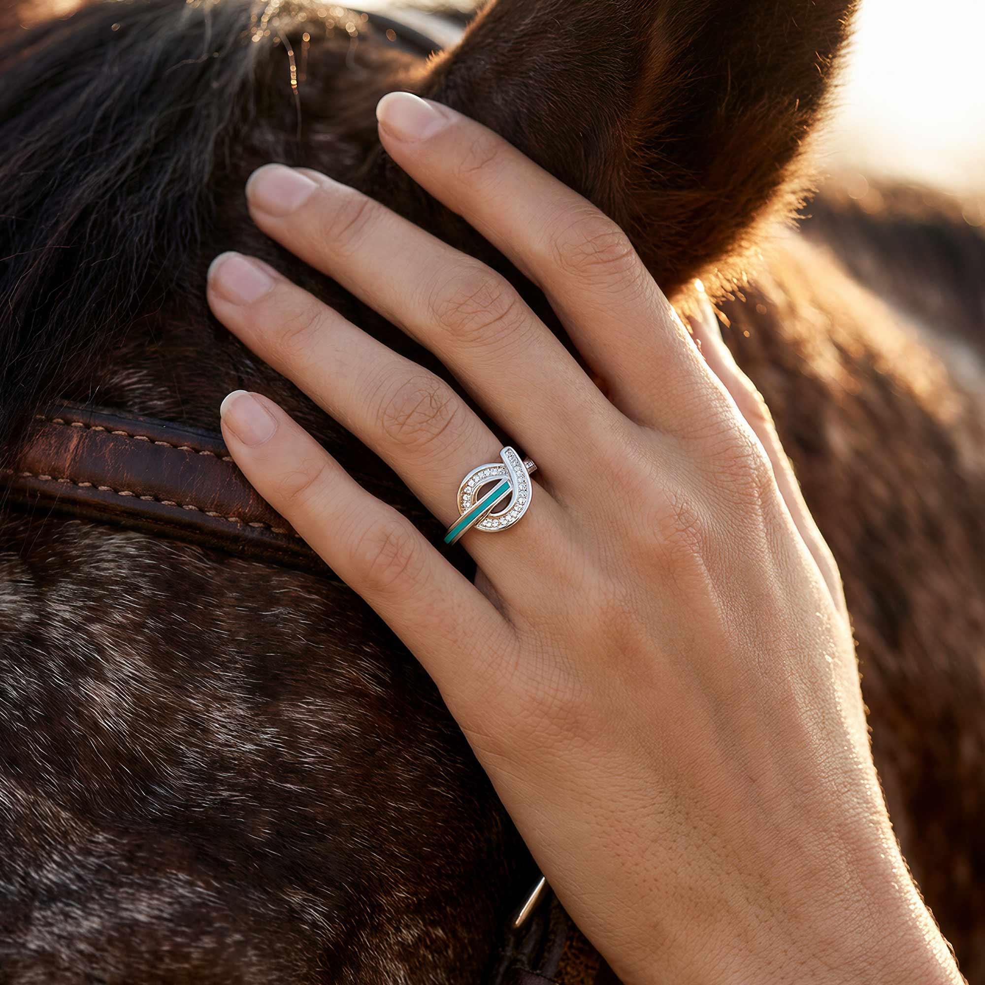 Knotted Power Ring - Moissanite