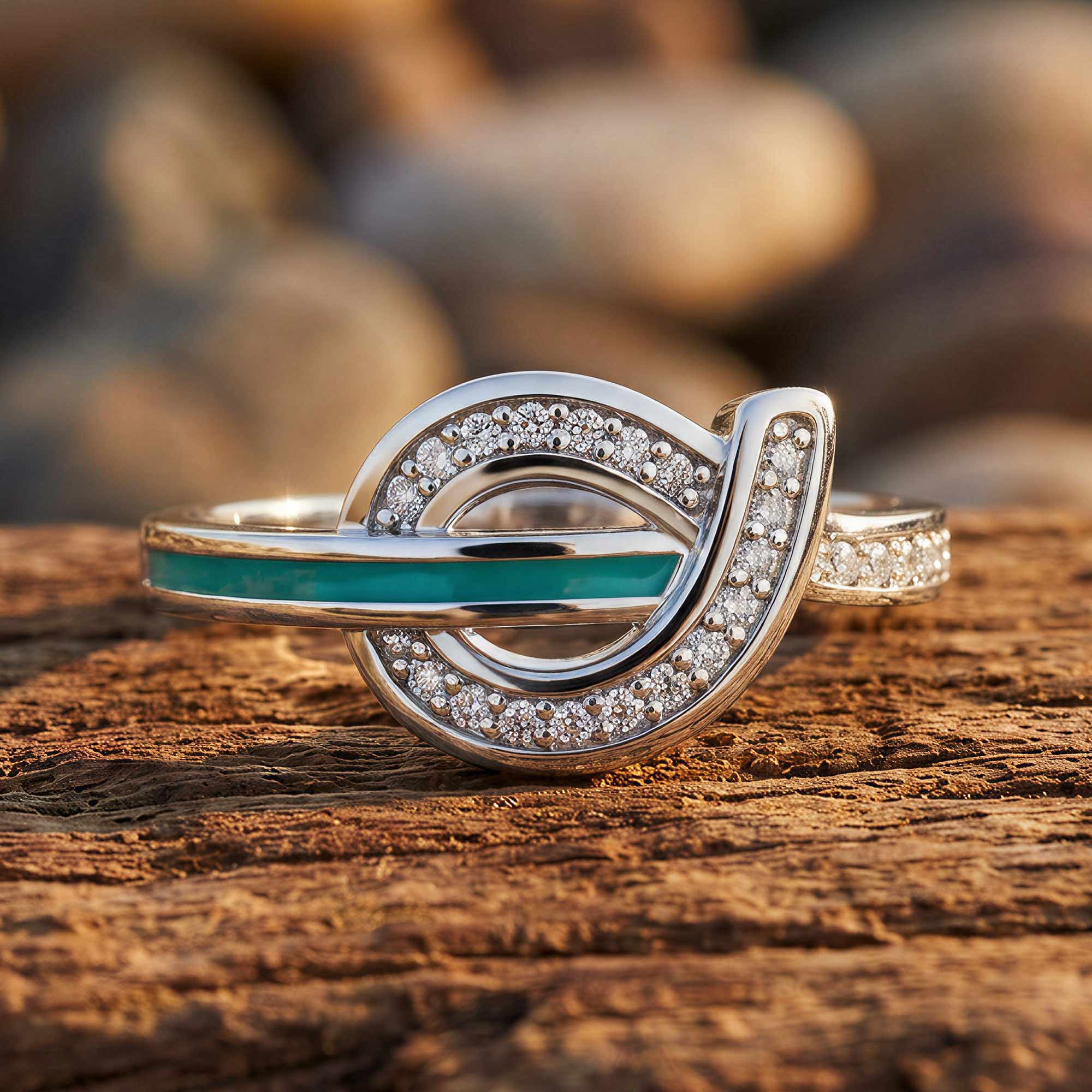 Knotted Power Ring - Moissanite