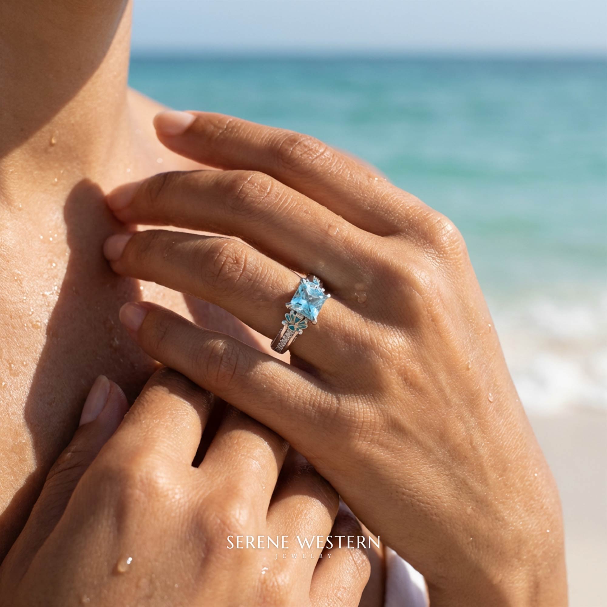 Lumen Crest Ring - Aquamarine
