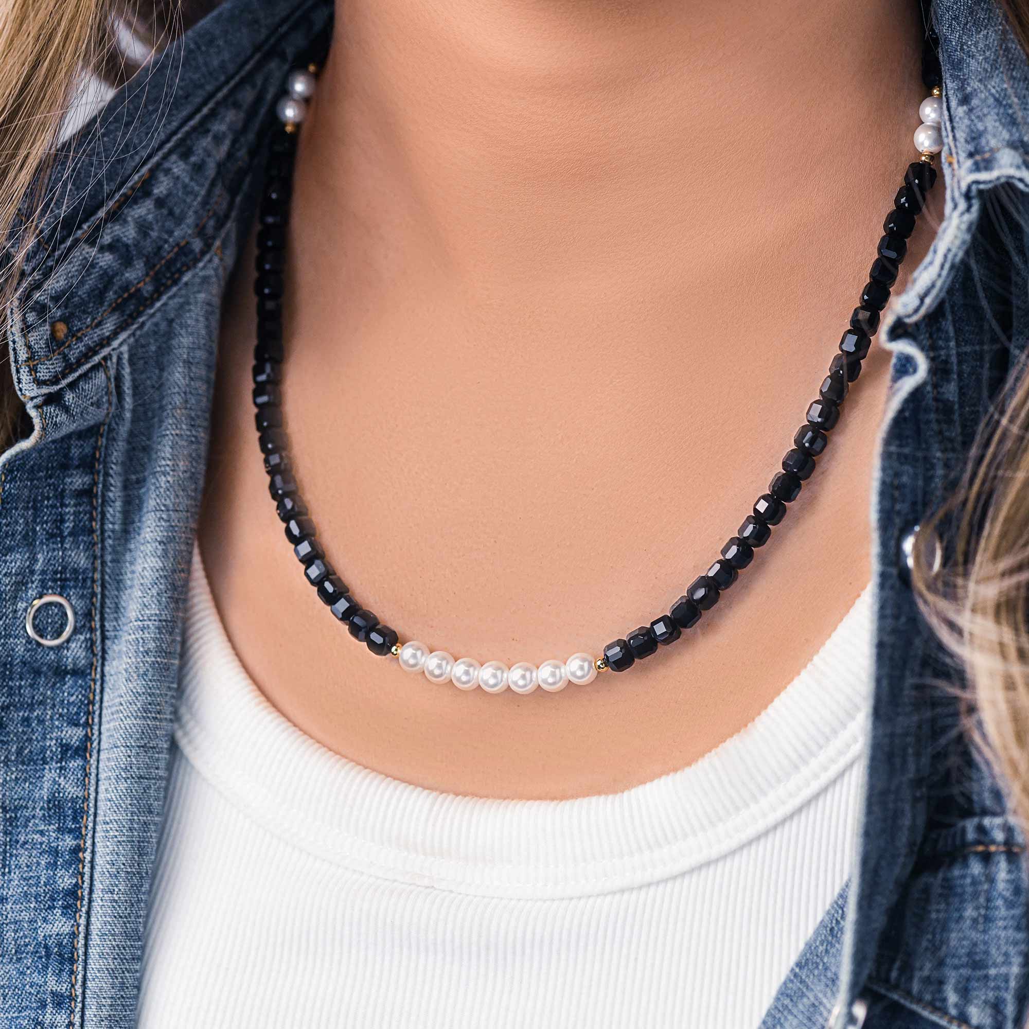Minimal Aura Necklace