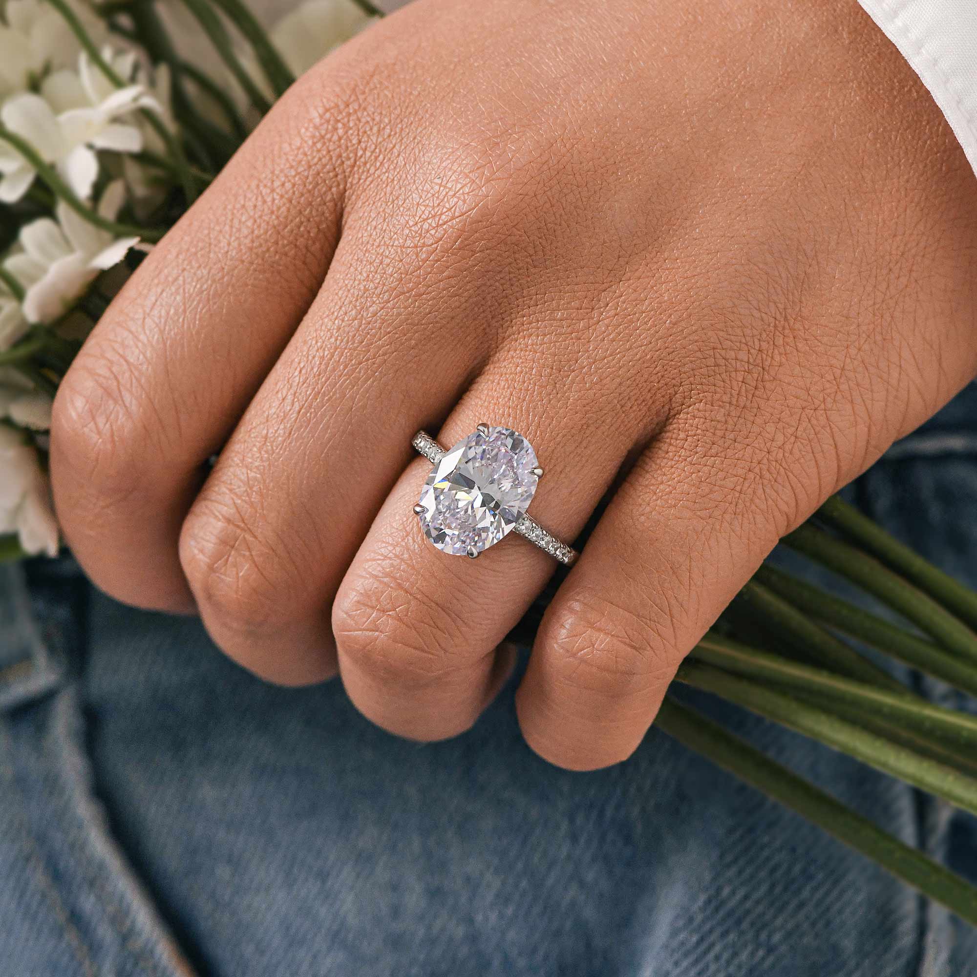 Snow Blossom Ring - Moissanite