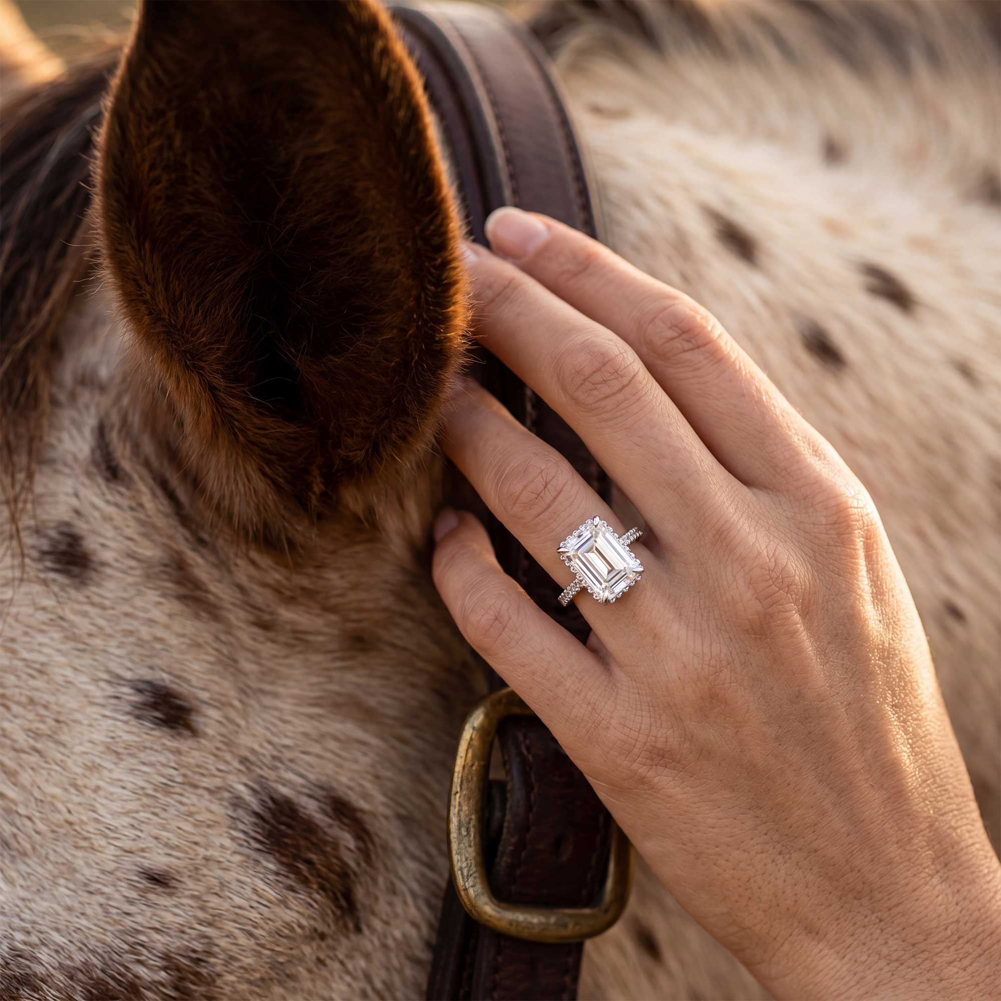 Aurora Whisper Ring - Moissanite