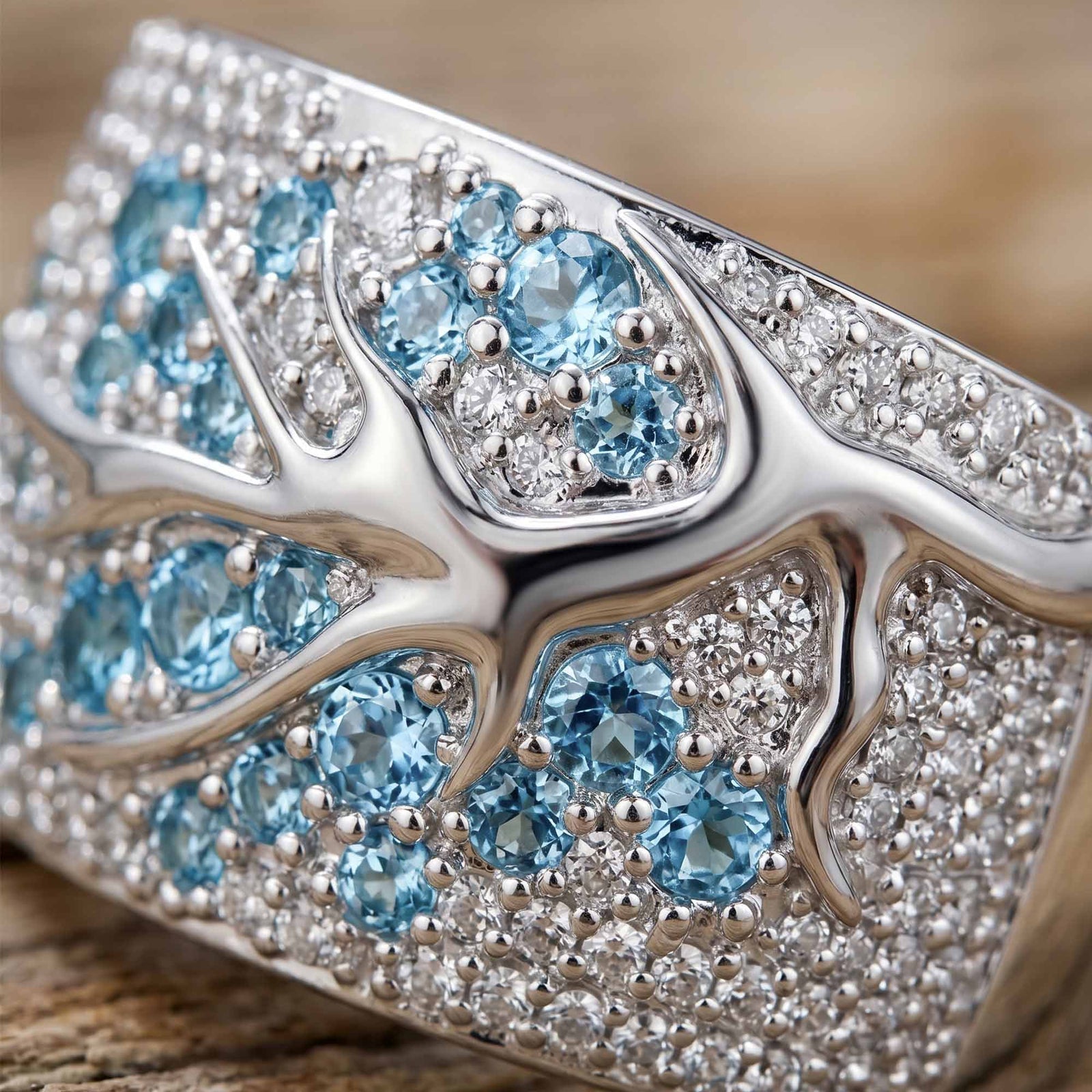 Bubblewaltz Ring - Aquamarine