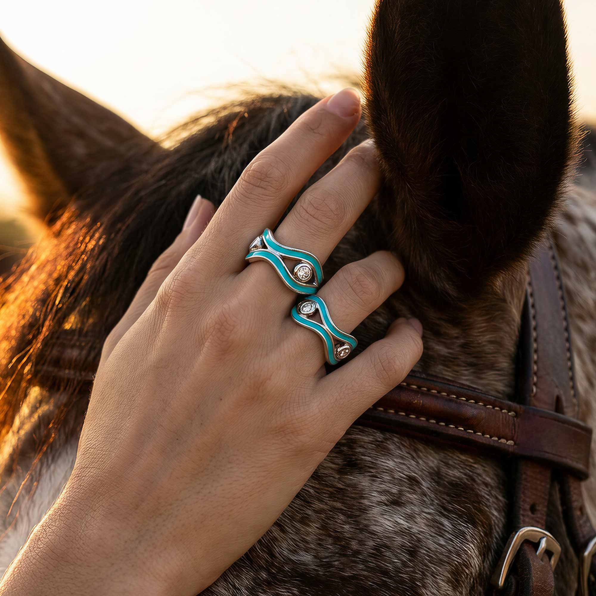 Desert Stream Ring - Moissanite