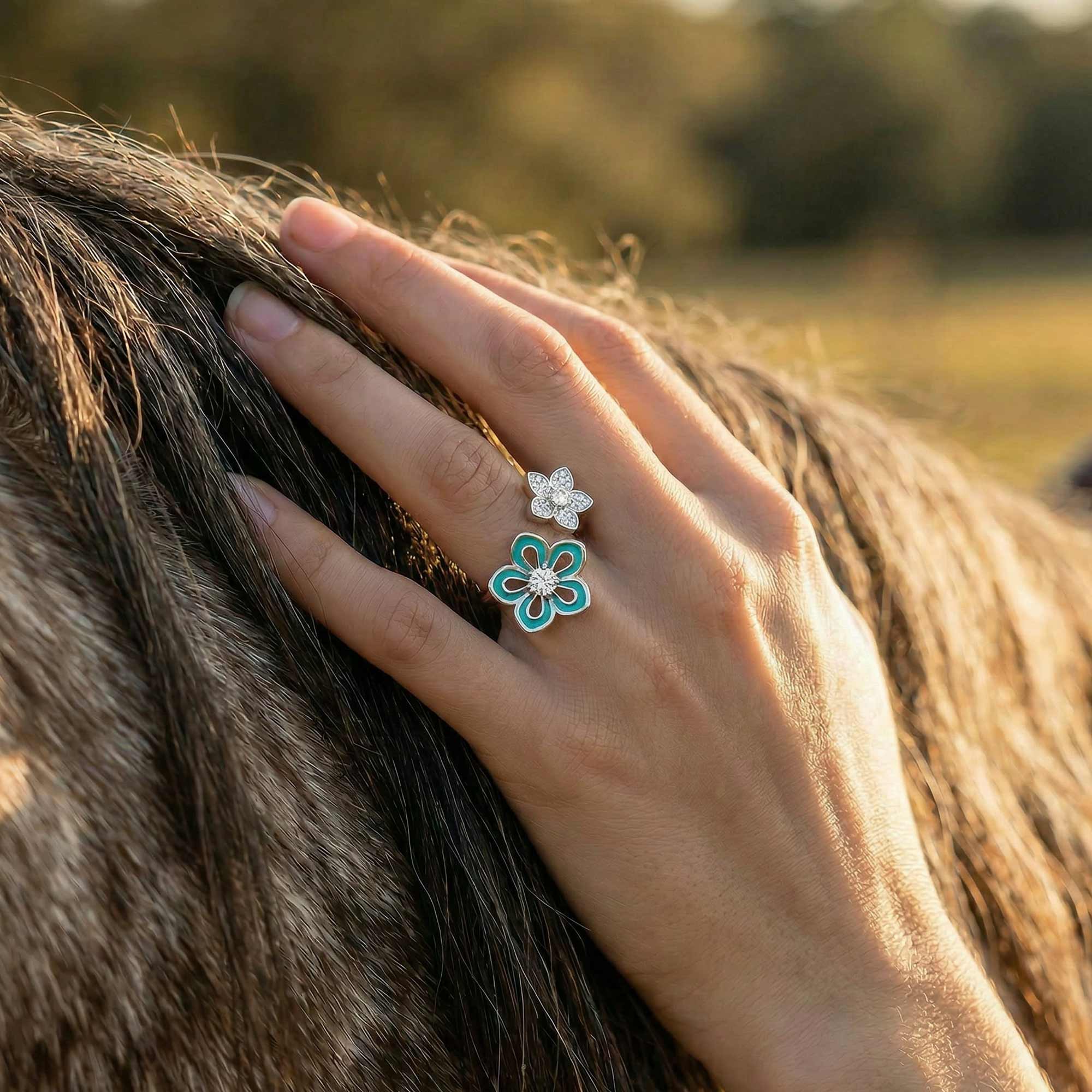 Eternal Twin Blossom Ring - Moissanite