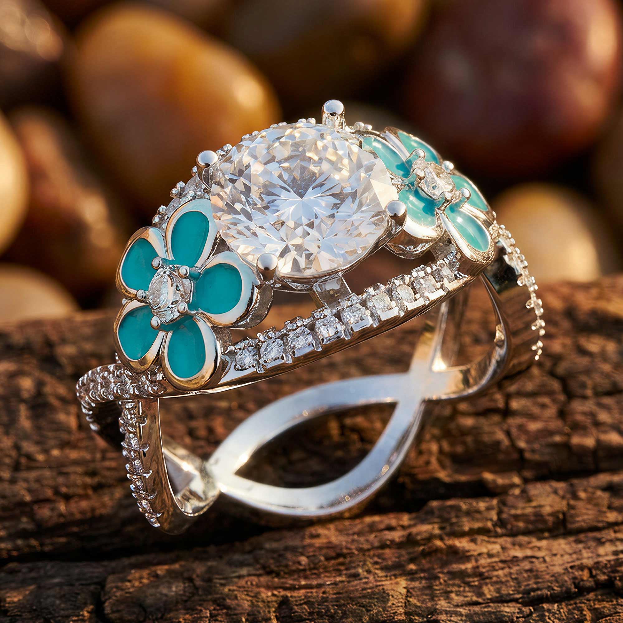Intertwined Blooming Bud Ring - Moissanite