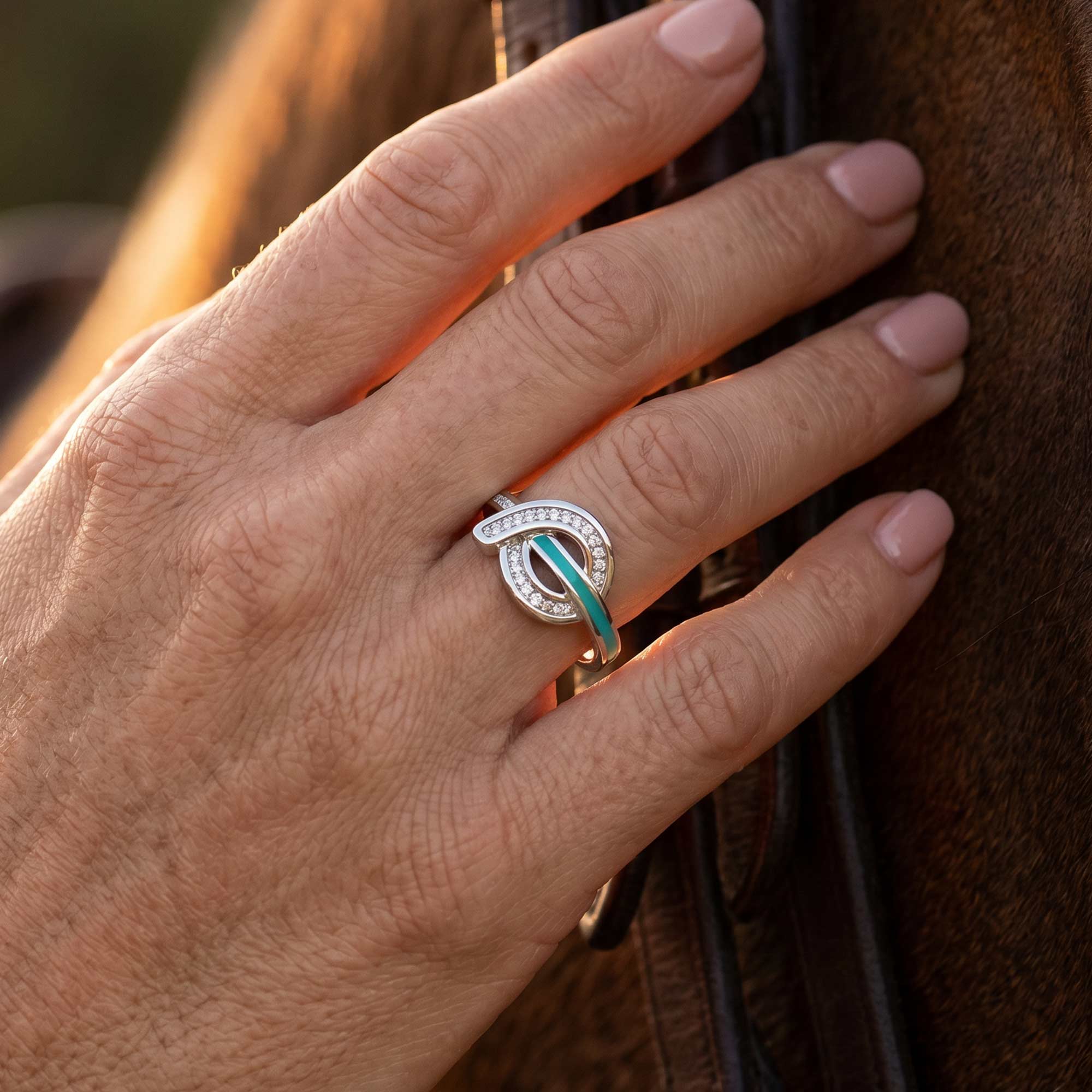 Knotted Power Ring - Moissanite