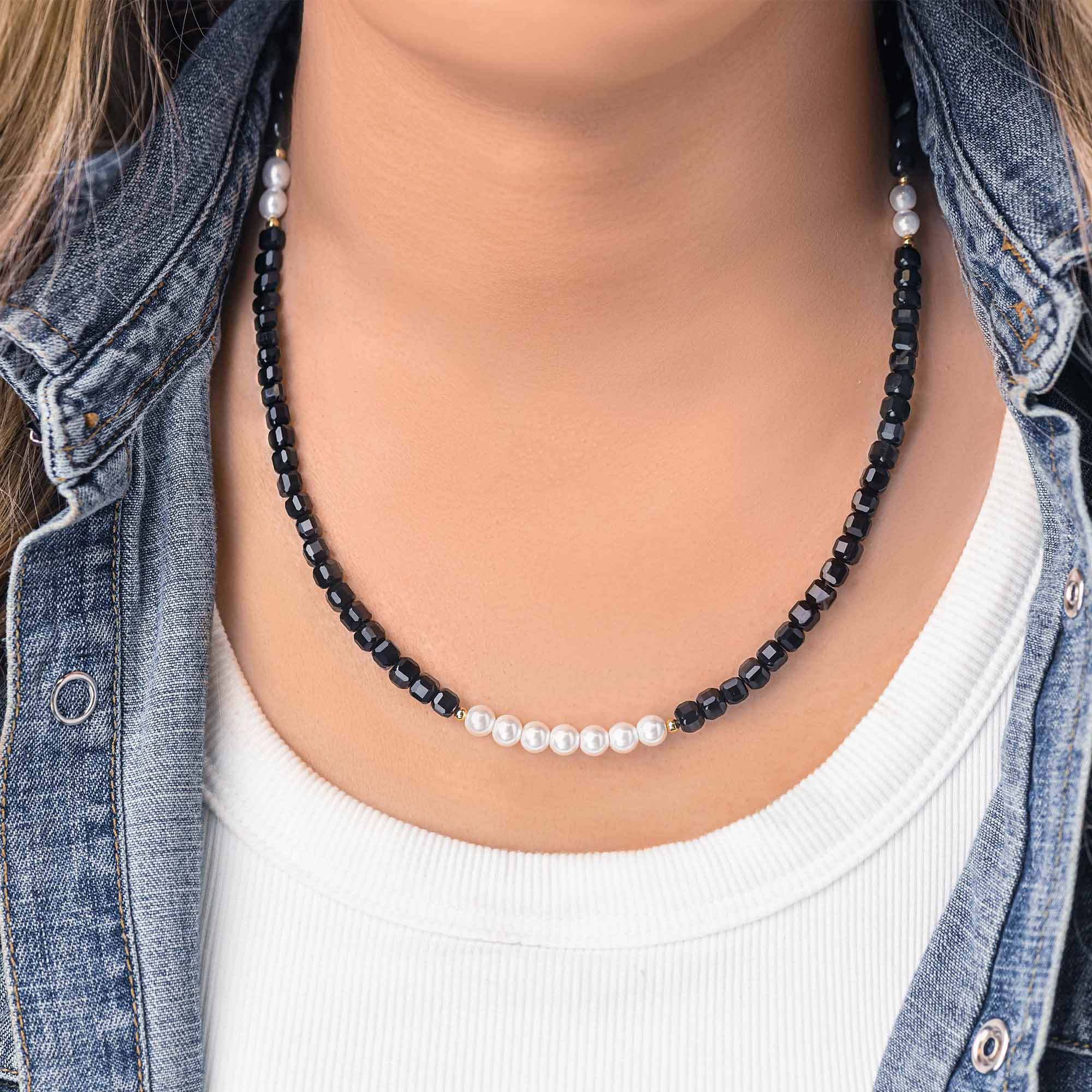 Minimal Aura Necklace