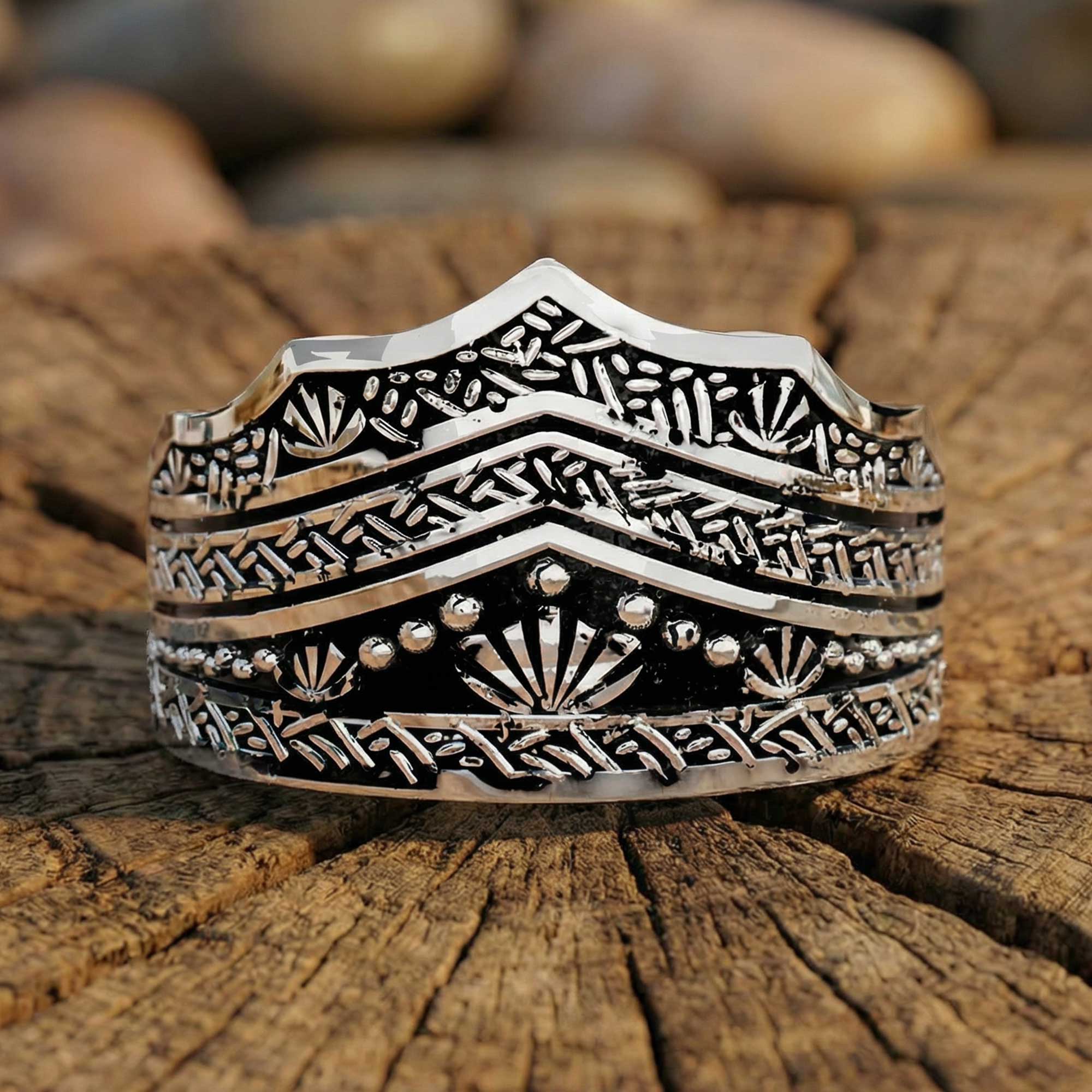 Nomadic Empress Ring