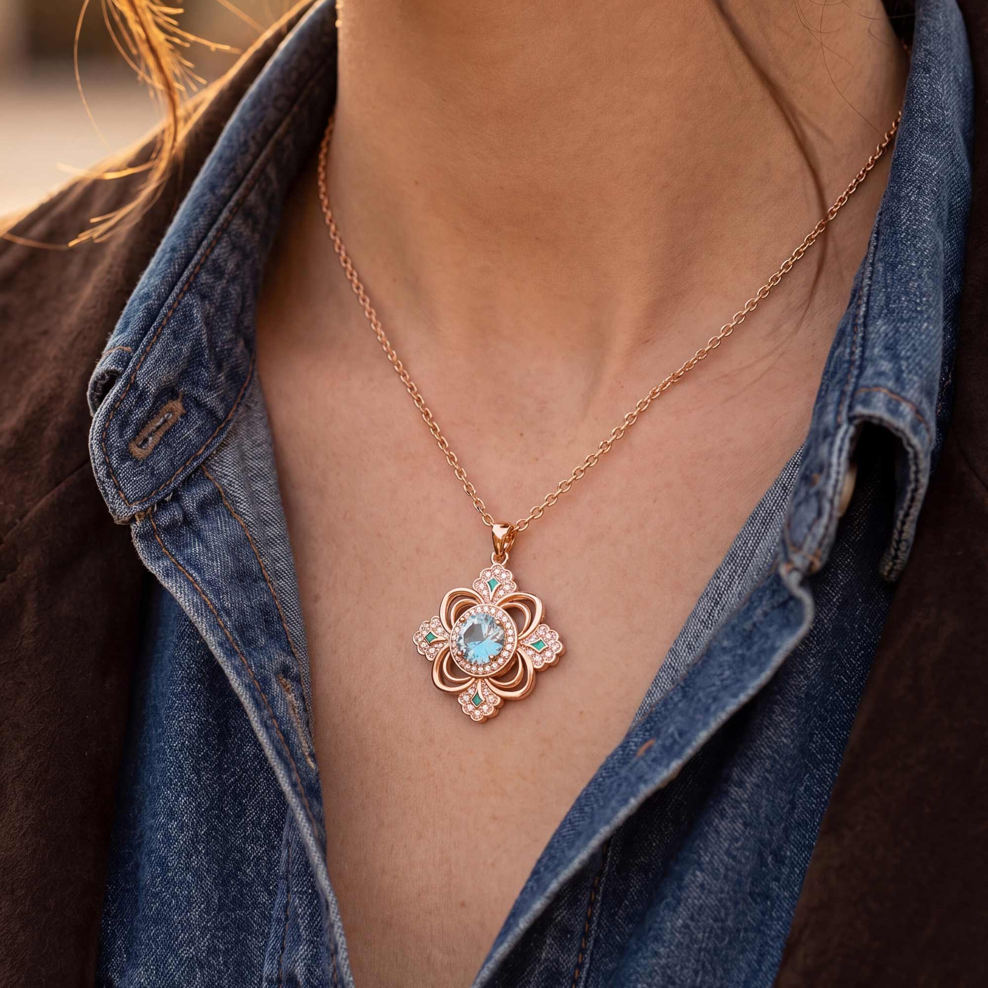 Prairie Insignia Necklace - Aquamarine