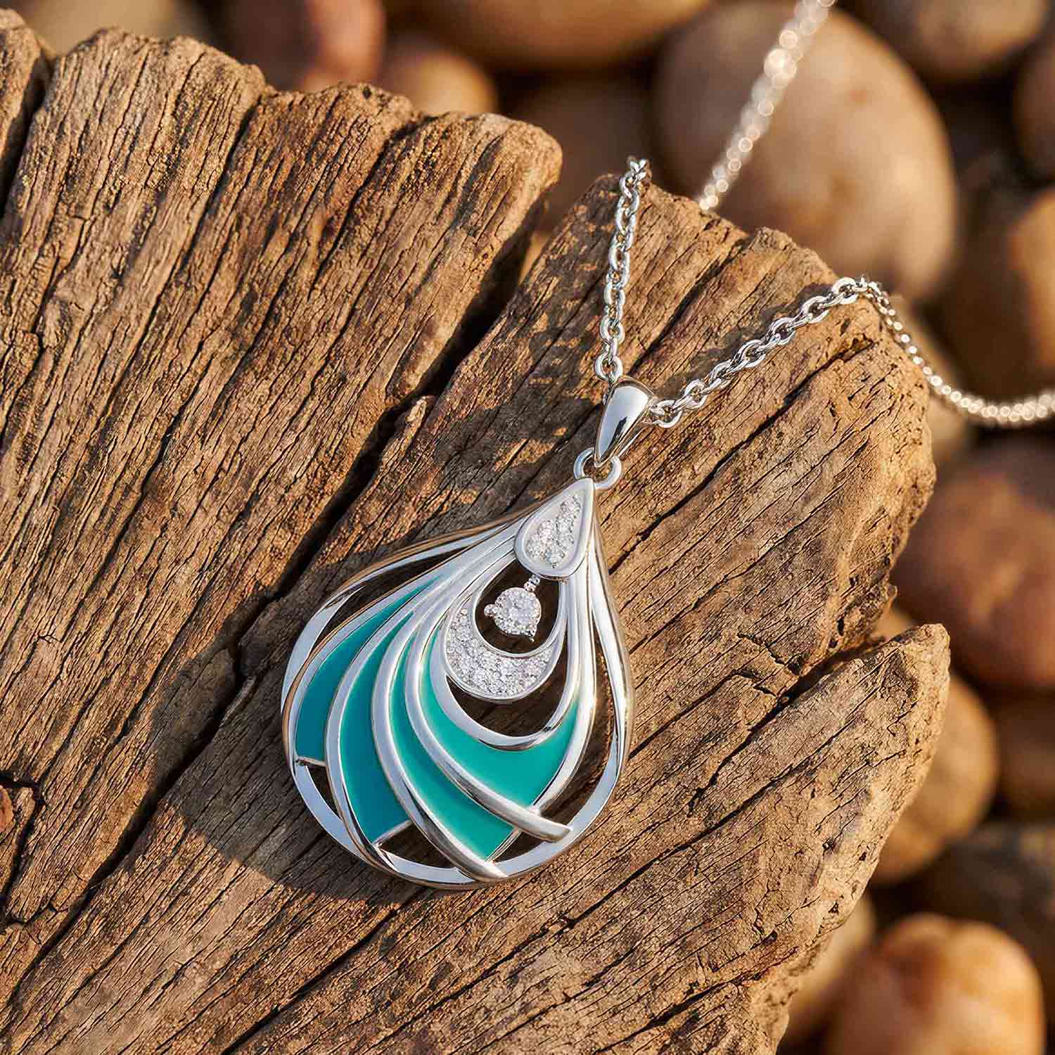 Zephyr Teardrop Necklace - Moissanite